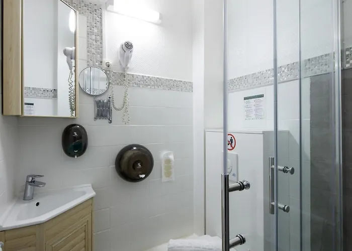 Astoria 2* Carcassonne